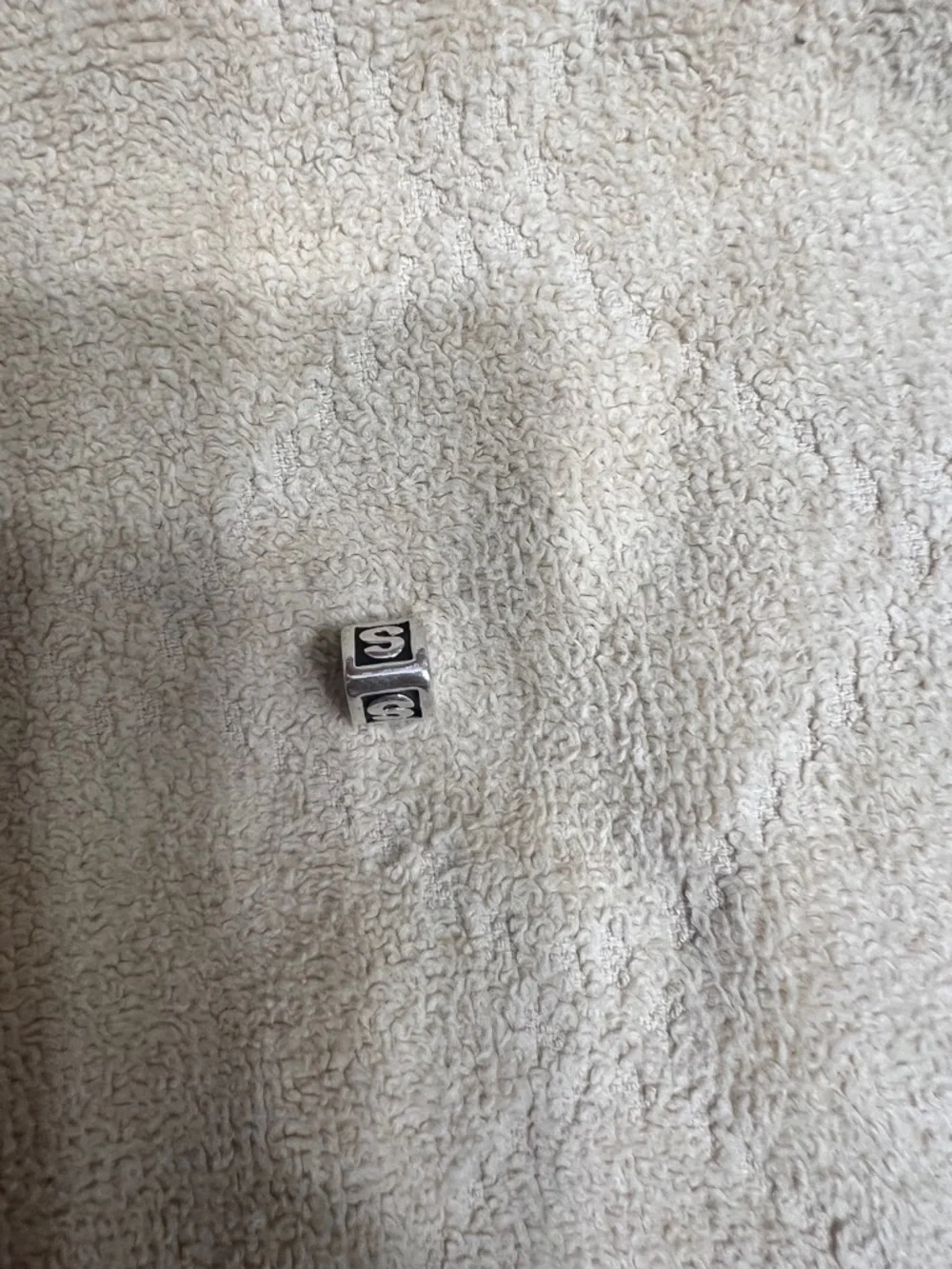 Pandora Silver 'S' Charm for bracelet or necklace. - Picture 2 of 3